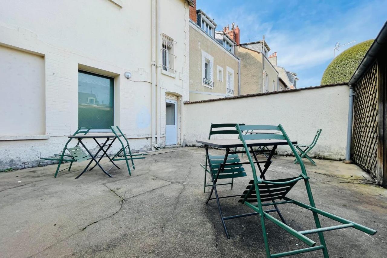 On a quiet corner#Ronsardien Free parking Tours Exterior foto